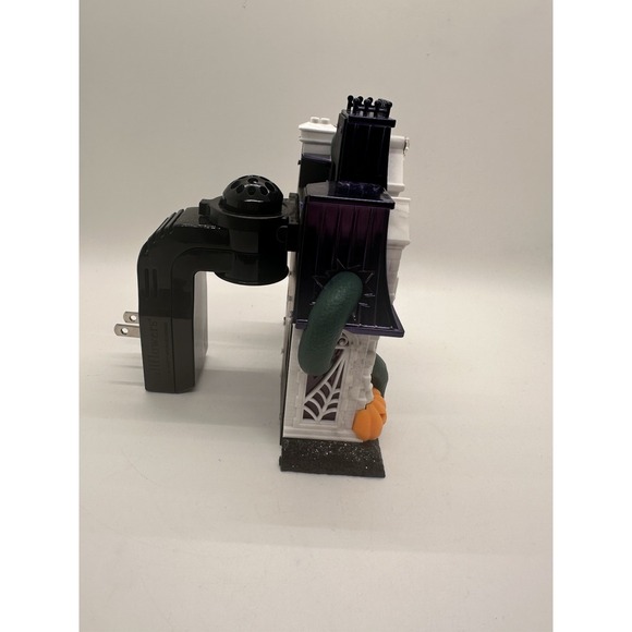 Bath & Body Works Chateau Tri-Projector Wallflower Night Light Plug In Halloween - Picture 2 of 9